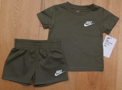 Set pezzi shirt e - pezzi, t-shirt